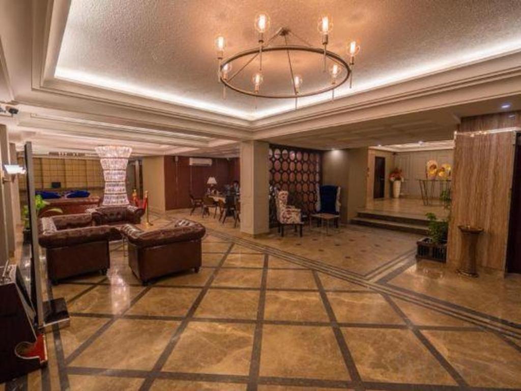 Hotel Castle Salam Khulna Экстерьер фото