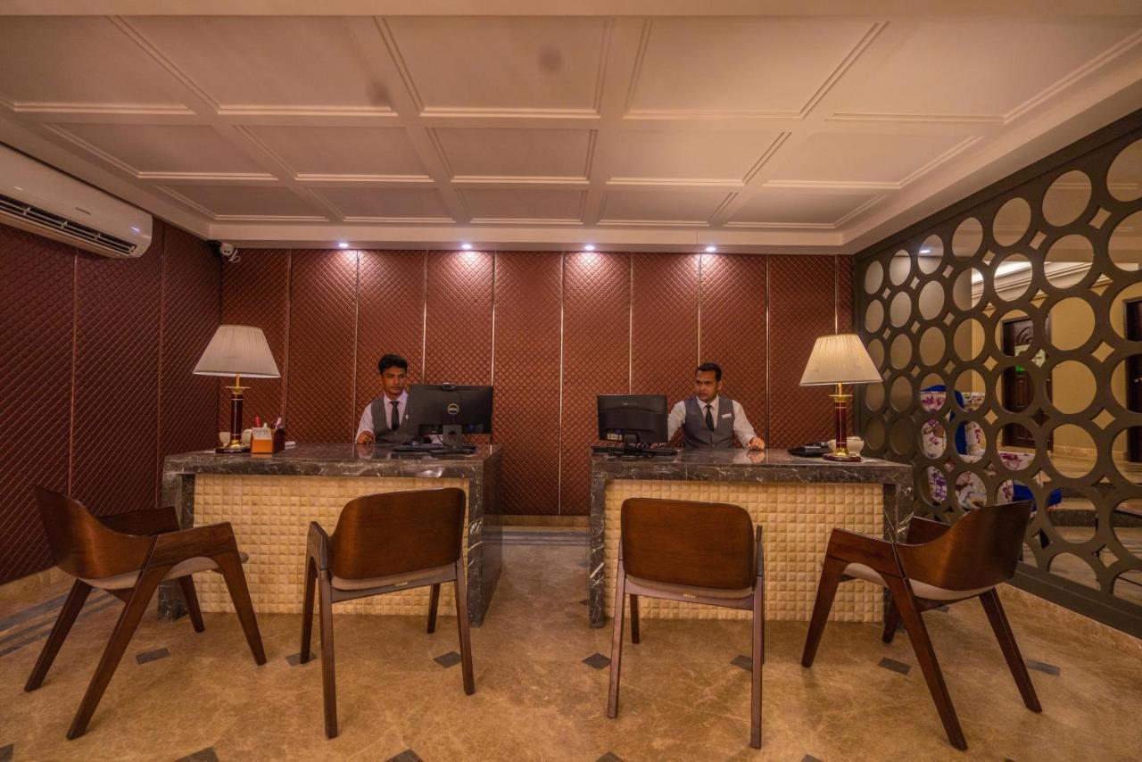 Hotel Castle Salam Khulna Экстерьер фото