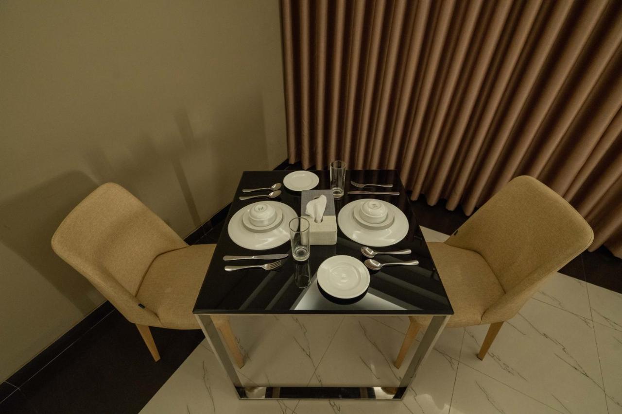 Hotel Castle Salam Khulna Экстерьер фото